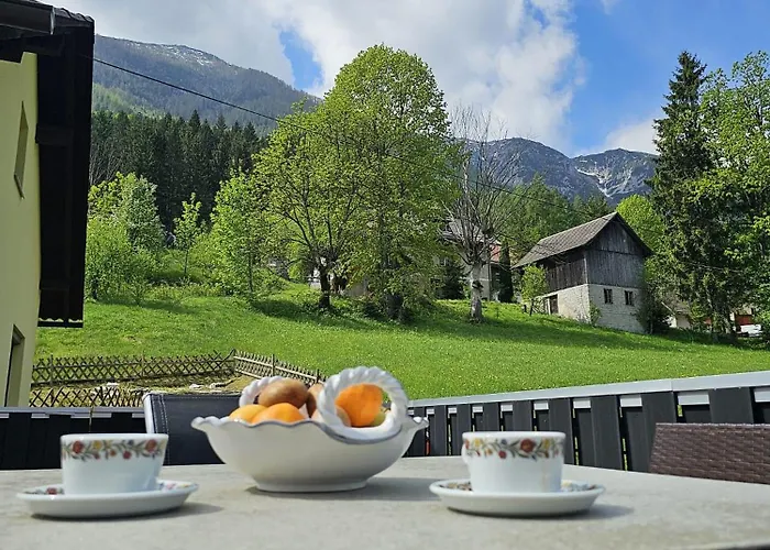 Urlaub Mit Bergblick - In Dom wakacyjny Bad Bleiberg
